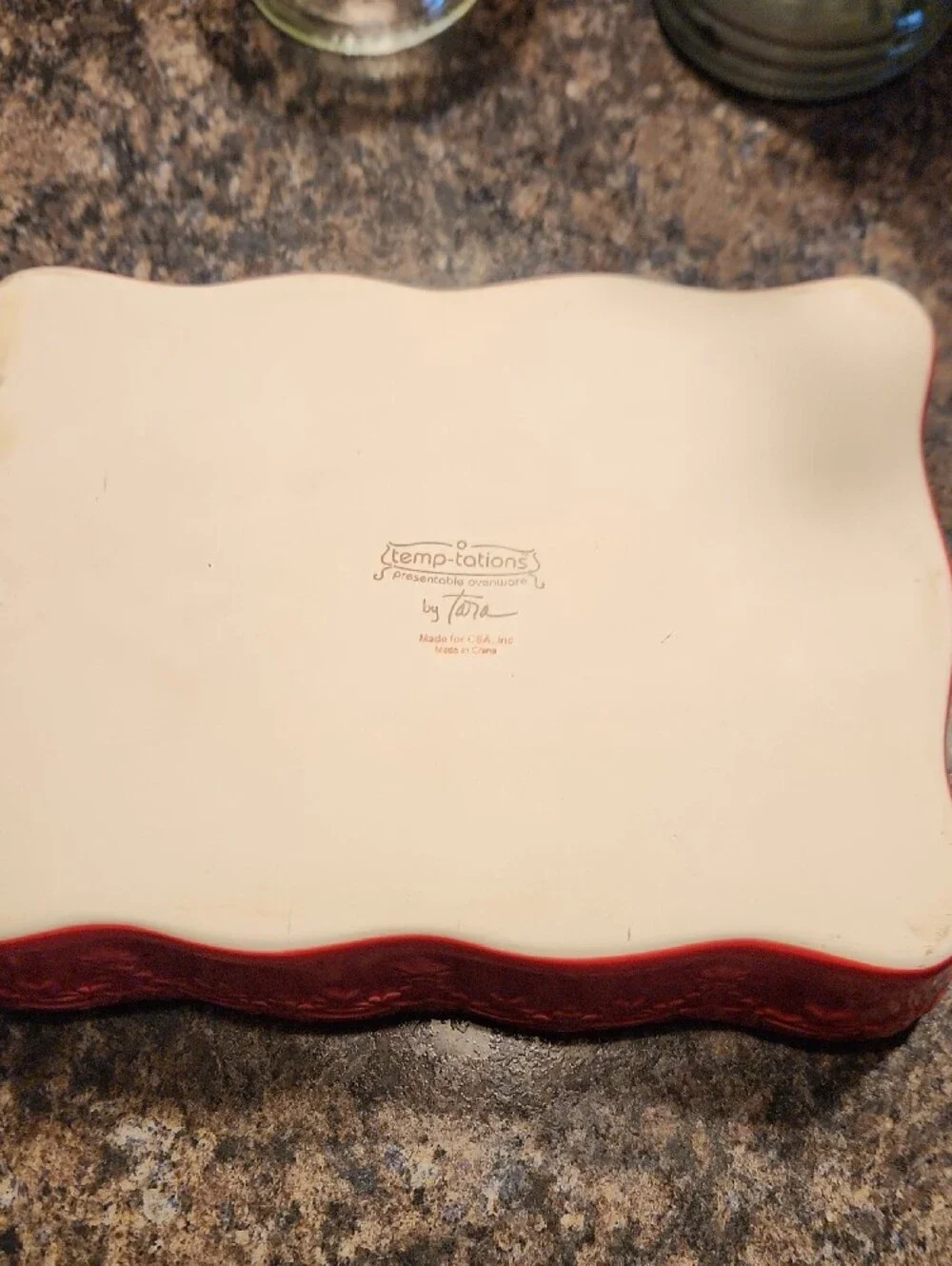 Temptations Red Ceramic Tray with Black Metal Rack